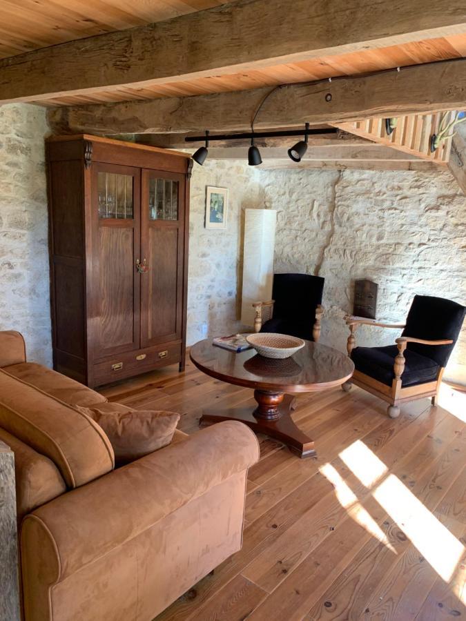 Petite Maison Conjat Saint-Julien-le-Petit Exterior photo